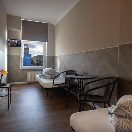 Hostel Kamienica Rynek 7 Катовице Екстериор снимка
