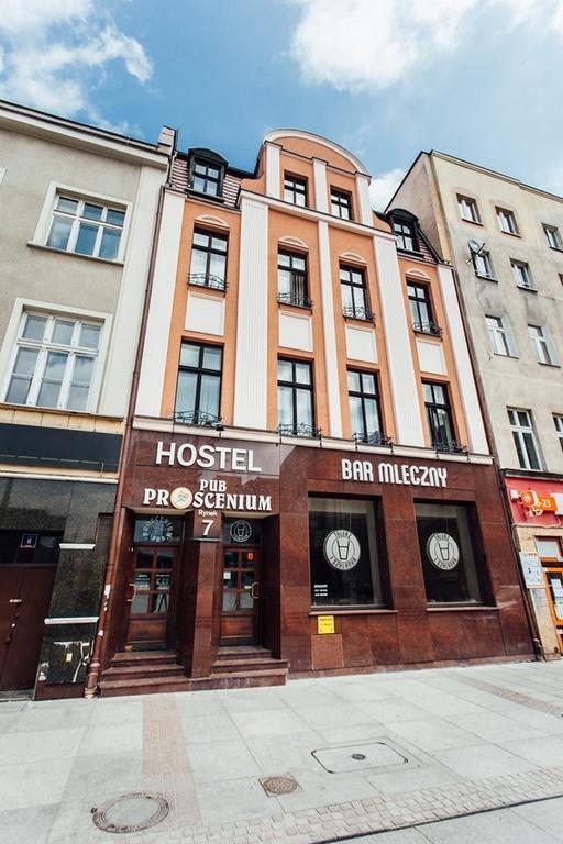 Hostel Kamienica Rynek 7 Катовице Екстериор снимка