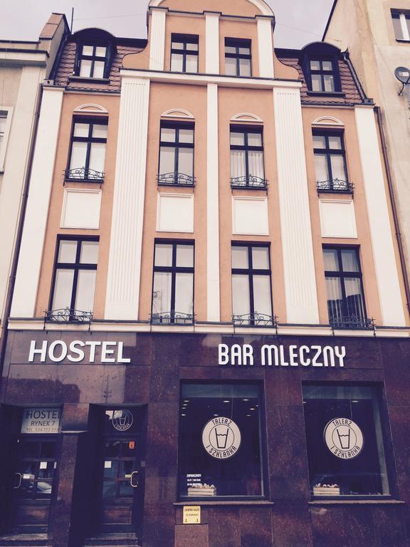 Hostel Kamienica Rynek 7 Катовице Екстериор снимка