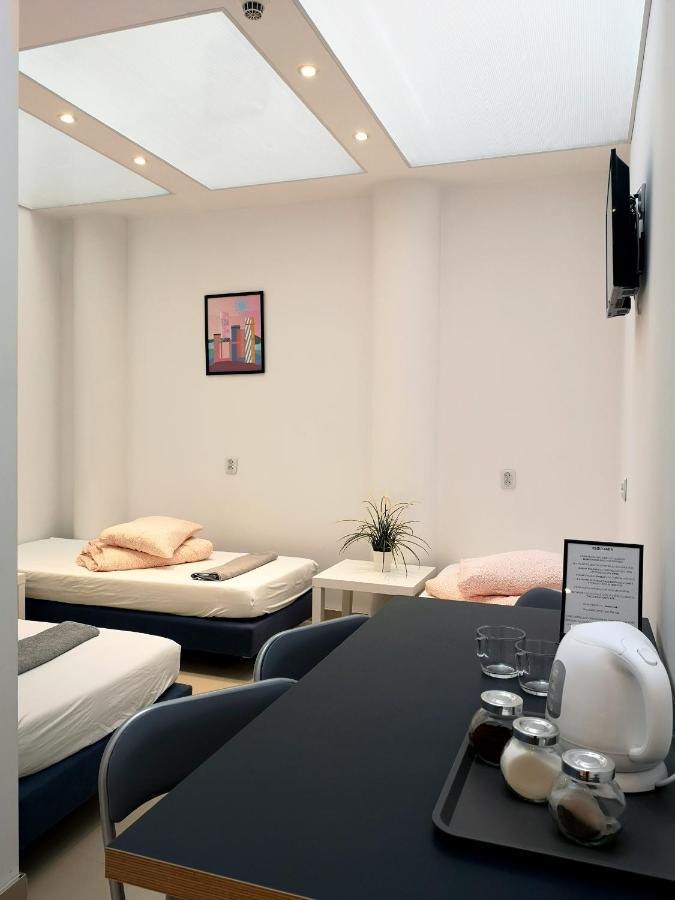 Hostel Kamienica Rynek 7 Катовице Екстериор снимка