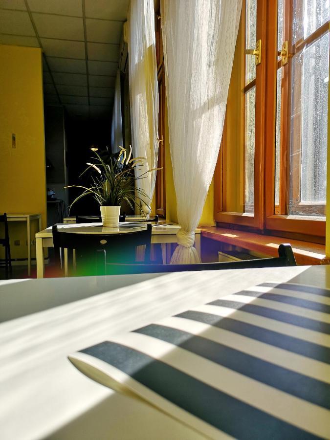 Hostel Kamienica Rynek 7 Катовице Екстериор снимка